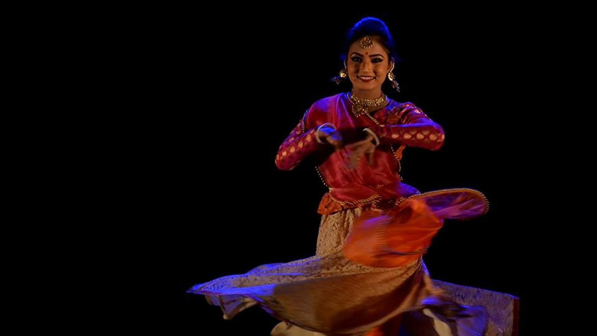 Tanzende indische Frau